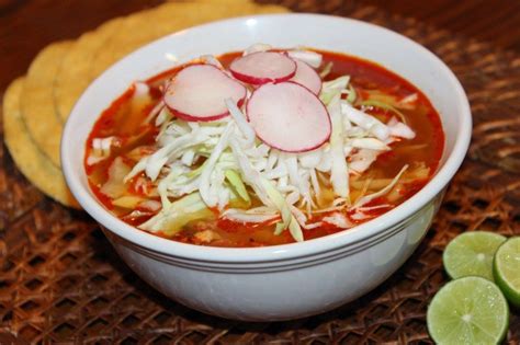 Receta De Un Rico Pozole Rojo Pozole Rojo Pozole Y Comida Mexicana