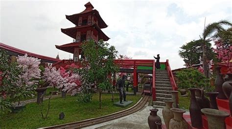 Cek suhu tubuh, dilakukan setelah pengunjung membeli tiket dan bersiap masuk gerbang. Wow! Di Boyolali ada Objek Wisata Baru, Namanya Waduk Cengklik Park - Suara Jateng