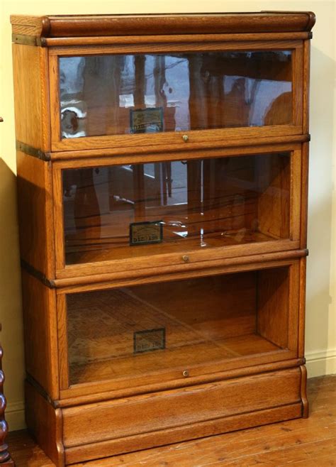 Globe wernicke walnut sectional bookcase. Globe-Wernicke Oak Bookcase | The Merchant of Welby