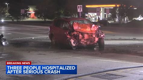 4 Hospitalized After Lincolnshire Il Car Crash At Milwaukee Avenue And
