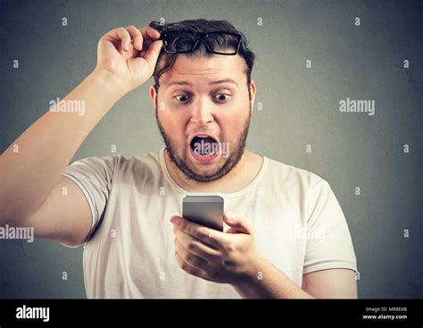 Shocking news hi-res stock photography and images - Alamy