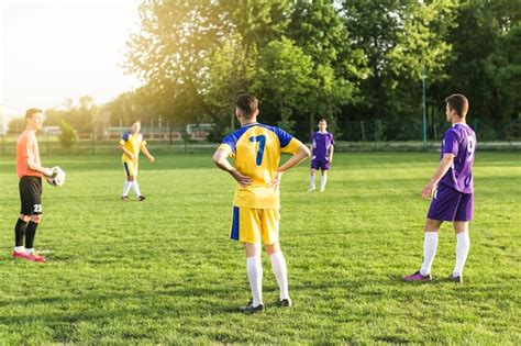 Free Photo Amateur Football Concept With Match Scene