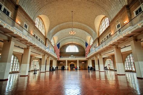 Ellis Island Great Hall Ellis Island Opened On January 1 Flickr