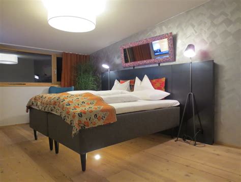 Grand Suite Doppelbett Raffls Tyrol Hotel St Anton Am