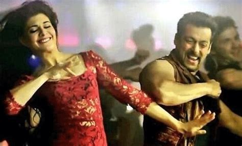 Watch Salman And Jacqueline Dance To Jumme Ki Raat