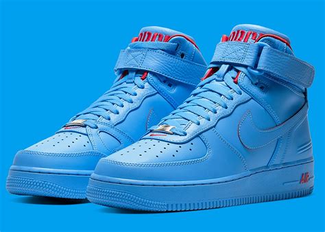 Follow to keep up with nike's hottest new kicks follow us @airforce1nike and tag us to get featured. Nieuw: Nike Air Force 1 High Blue Just Don | Sneakerbaron NL