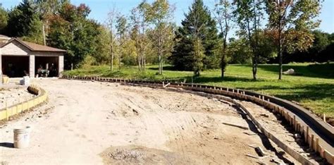 Lakeland is a city in polk county, florida, united states, located approximately midway between tampa and orlando along interstate 4. Driveway Paving and Resurfacing - Paving Contractor ...