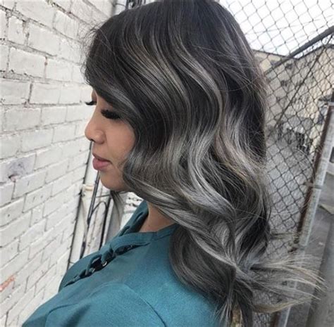 These 25 Silver And Platinum Looks Will Have You On Cloud Nine Silver