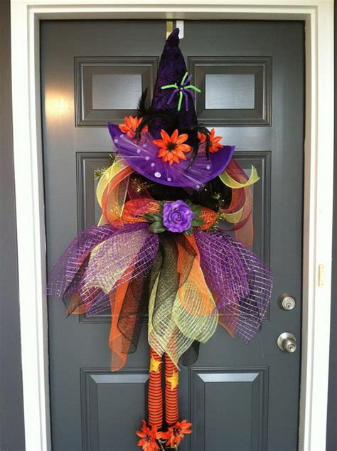 Fun And Creative Diy Halloween Witch Wreath Ideas