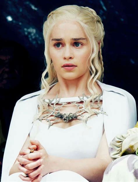 mãe dos dragões mother of dragons daenerys targaryen dress emilia clarke