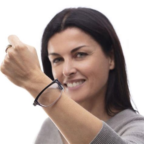New Foldable Wristband Reading Glasses Checklis In 2020 Fashion