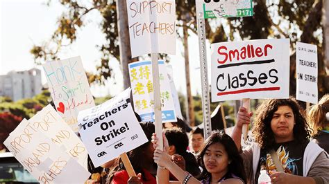 Qué pasará si estalla la huelga de maestros en California