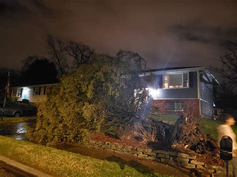 Reported Tornado Knocks Out Power In Southern Peoria Minor Damage