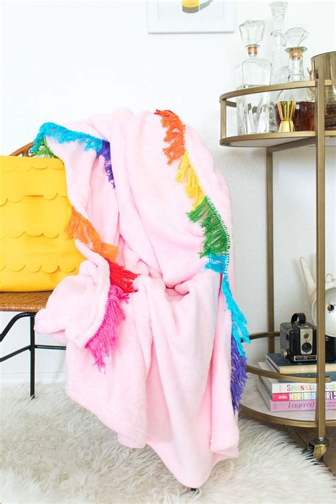 Diy Rainbow Fringe Blanket Club Crafted Diy Rainbow Diy Diy Pumpkin