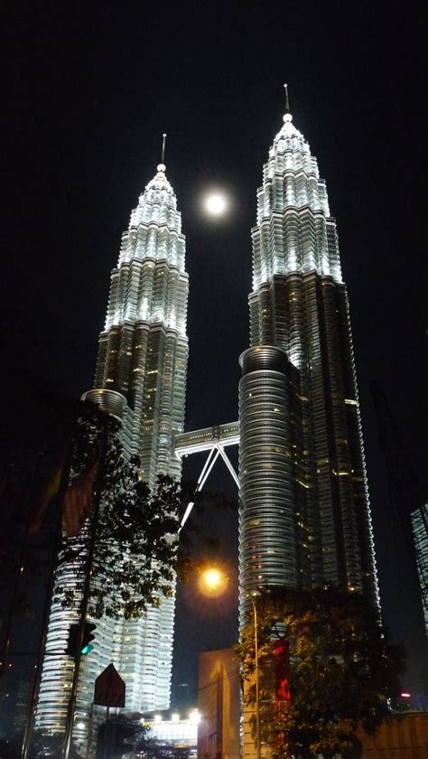 Pin On Twin Towers In Malaysia