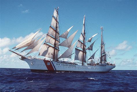 Tall Sailing Ships of Yesteryear | HubPages