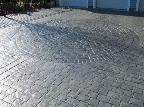 Stamped Concrete Driveway Using The Cobblestone Patterns Stamped