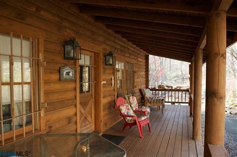 They also know that at over one million acres, this natural wonderland is just too big to explore in one day. Mountain Cabin - 🏠 Virginia Log Homes for Sale