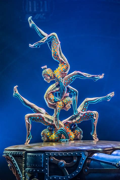 Satisyfing Kurios Ity Cirque Du Soleil Comes To Winnipeg With High Flying Spectacle Cbc News
