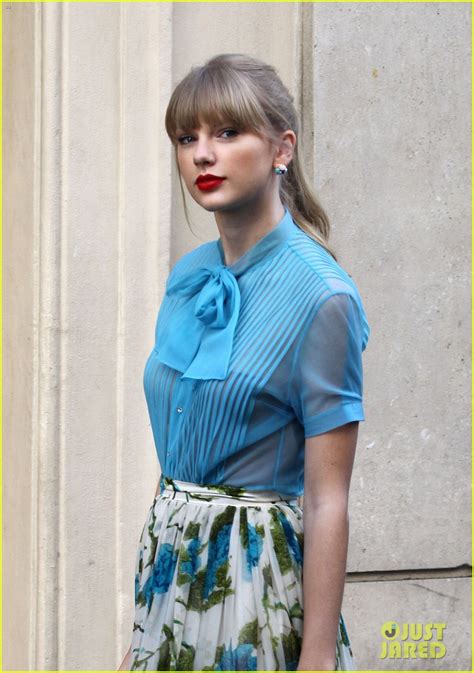 Taylor Swift Begin Again Video Shoot And Red Preview Clip Photo