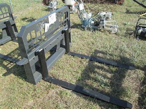 Versatech Hd 42 Pallet Fork Attachment Fits Skid Steer Loader