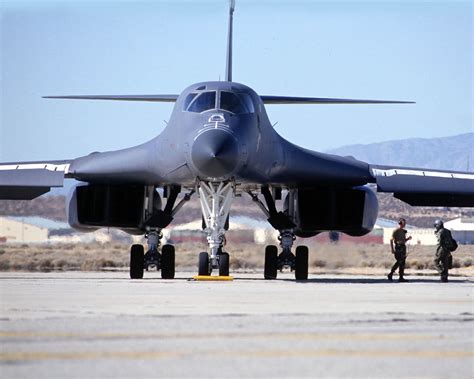 B1 Bomber Wallpaper - WallpaperSafari