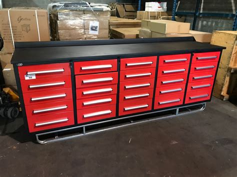 2020 Red Steelman 10ft Work Bench With 25 Drawers 113w X 29 X39h