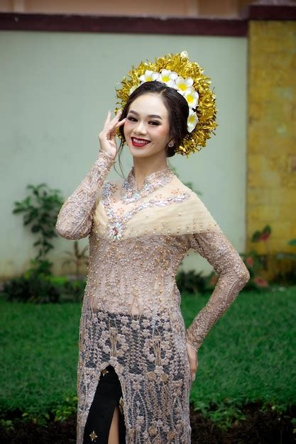 Premium Photo Beautiful Indonesian Woman Wearing Kebaya Kebaya Is A