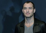 Jude Law photo gallery - high quality pics of Jude Law | ThePlace