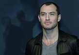Jude Law photo gallery - high quality pics of Jude Law | ThePlace