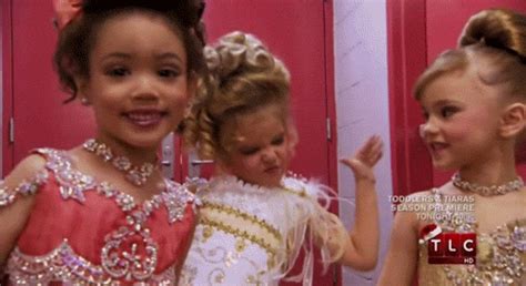 16 Wtf Moments From Toddlers And Tiaras Pleated Toddlers