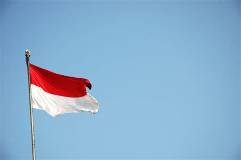 Bagaimana jika digunakan untuk pelaksanaan upacara bendera di sekolah? Sunguix Sunguix: Janji Kemerdekaan