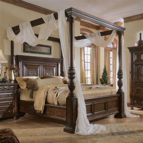 The idea for the canopy bed curtains is still the same: 42 Elegant Vintage Canopy King Bed Designs Ideas With ...