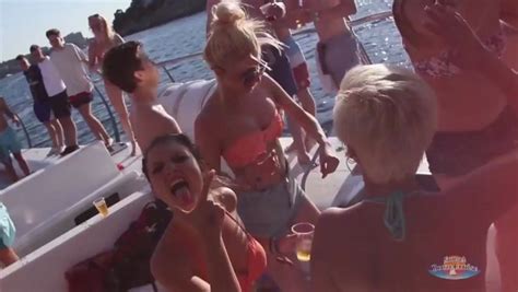 Magaluf Naked Boat Parties Revealed Brits Behave Very Badly In Wildest