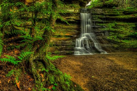 Usa Waterfalls Old Mans Cave Hocking Hills State