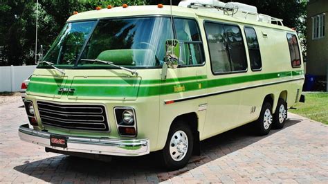 Ebay Find Of The Day 1976 Gmc Motorhome Is A Jolly Green Giant Gmc
