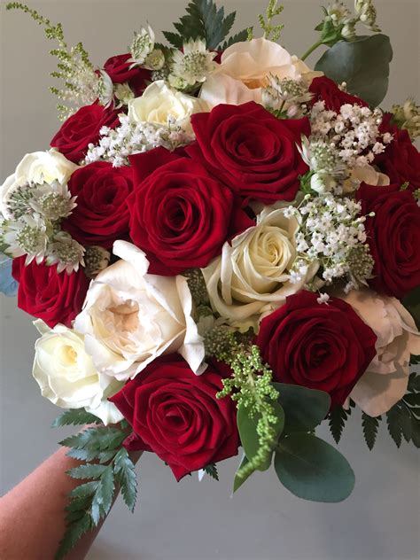 Deep Red And Ivory Naiomi Roses With David Austin Roses Gypsophilia
