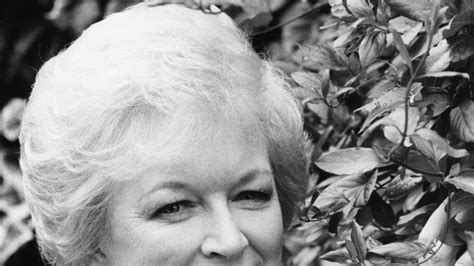 dame june whitfield dies absolutely fabulous star joanna lumley heartbroken ents and arts