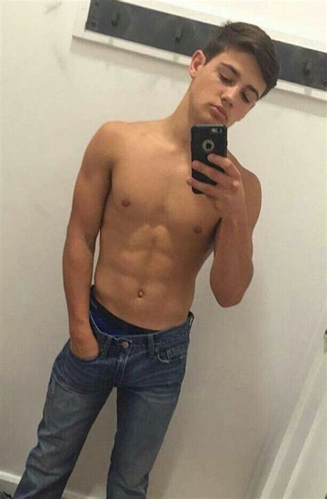 Pin On Sexy Twinks Abs