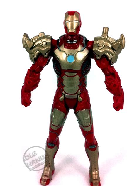 Idle Hands Another Look At Iron Man 3 Figures