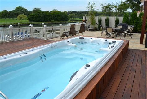 With a name like master spas, it probably sounds familiar to you because they have one of the biggest names in the hot tub industry… but is it the best? Backyard Ideas for your Michael Phelps Swim Spa