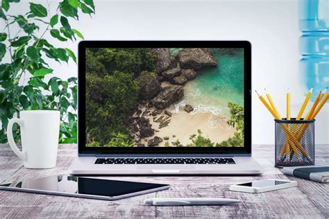 laptop mockup psd find  perfect creative mockups freebies  showcase  project  life