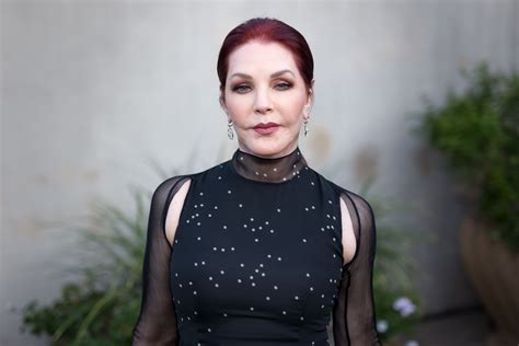 Mansion Global: Priscilla Presley Sells Off Mansion She Bought to Be ...