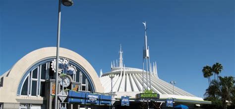 Space Mountain Magic Kingdom Walt Disney World Navfile