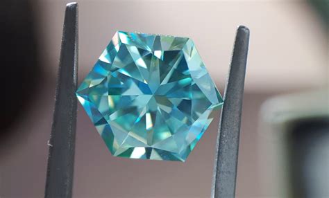 5 CT | HEXAGON BRILLIANT CUT FANCY VIVID BLUE-GREEN MOISSANITE DIAMOND ...