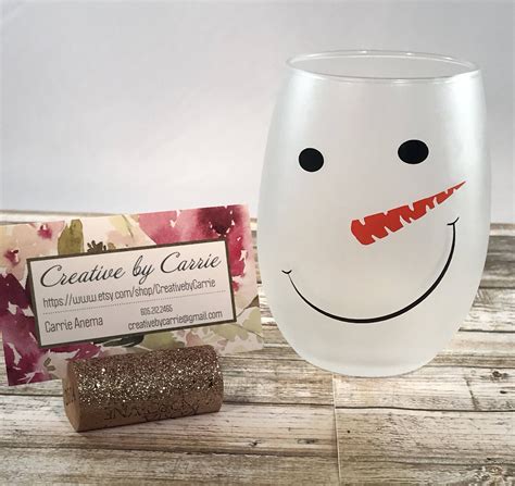 Snowman Etched Stemless Wine Glass Etsy Snowman Wine Glass Christmas Wine Wine Glass