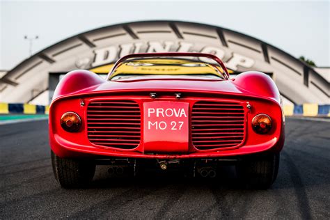 Ferrari 275 — der ferrari 275 ist ein von 1964 bis 1968 gebautes fahrzeugmodell des automobilherstellers ferrari und der nachfolger des ferrari 250. 1963 Ferrari 275 P Two-Time Le Mans Winner | HiConsumption
