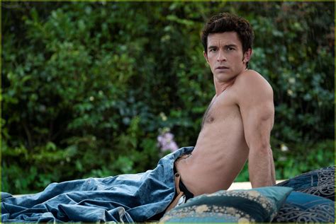 See Jonathan Bailey S Hottest Photos From His Bridgerton Role Photo