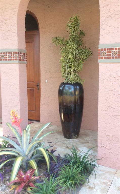 This Oversize Planter Is A Full Four Feet Tall And Provides A Dramatic