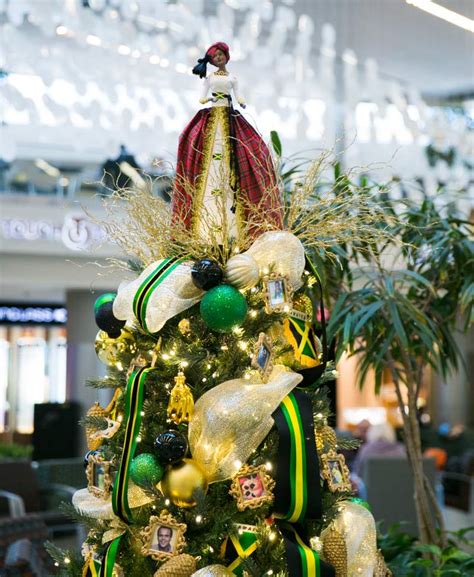 Longing for the taste of real jamaican christmas cake ? 9 Ideas for an Amazing Jamaica-Themed Christmas Tree - Jamaicans.com